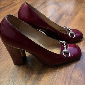 Gucci Burgundy Horse Bit patent leather Heels